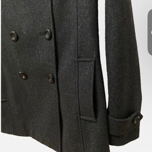 New York & CO size 8 Peacoat great condition